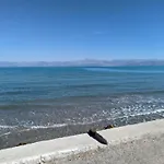 Dolphin Apt & Studios -Next To The Beach